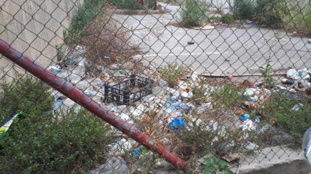 Piles of garbage in Thessaloniki
